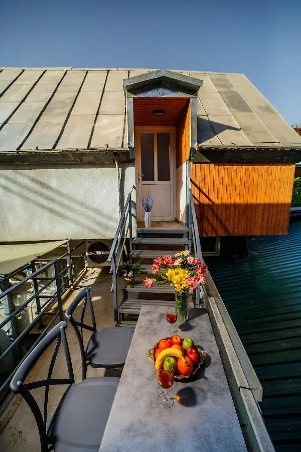 Rustaveli Apartment With Balcony Tbilisi